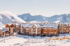 PENTHOUSE BY GONDOLA 50 Meters, New Gudauri Suites